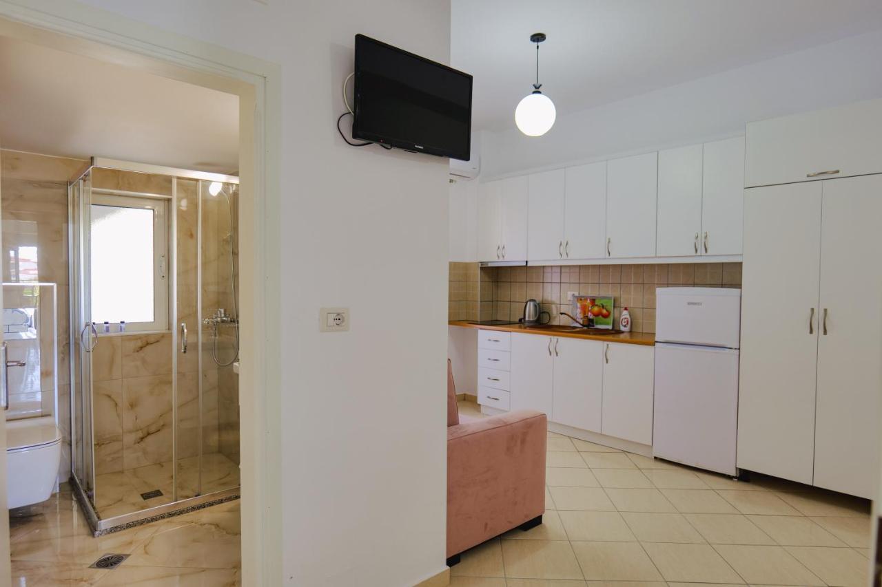 Eleni Guest House Saranda Dış mekan fotoğraf