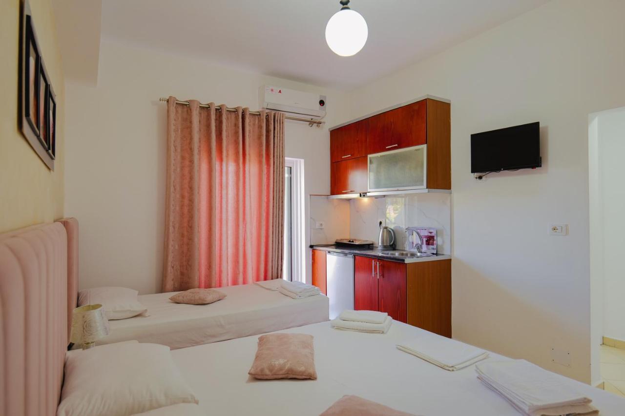 Eleni Guest House Saranda Dış mekan fotoğraf