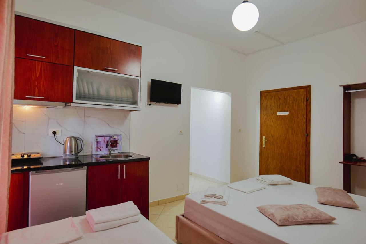 Eleni Guest House Saranda Dış mekan fotoğraf